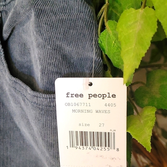 Free People Sun Chaser Corduroy jeans in Morning Waves Size 27 - Picture 7 of 11